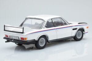 BMW 3.0 CSL E9 Blanc Dealer Edition Minichamps 1:18 80435A5D020 Métal Moulé — image 3 sur 7