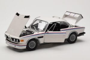 BMW 3.0 CSL E9 Blanc Heritage Edition Minichamps 1:18 80432411550 Métal Moulé — image 2 sur 8