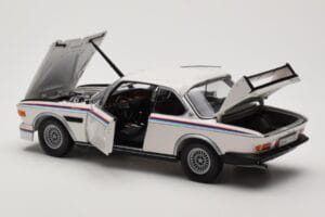 BMW 3.0 CSL E9 Blanc Heritage Edition Minichamps 1:18 80432411550 Métal Moulé — image 5 sur 8