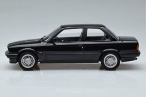 BMW 325i E30 Noir Norev 1:18 183203 Métal Moulé — image 3 sur 6