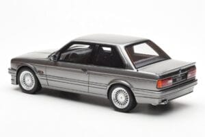 BMW 325i E30 Gris Metallic Otto 1:18 OT571 Résine — image 5 sur 6