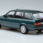 BMW 325i E30 Touring Vert Métallisé Norev 1:18 183219 Métal Moulé - image 5 of 6
