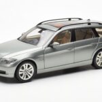 BMW 330i E91 Touring Gris Metallic Kyosho 1:18