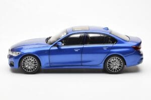 BMW 330i G20 Portimao Bleu Metallic Norev 1:18 80432450999 Métal Moulé — image 4 sur 8