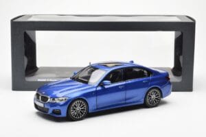 BMW 330i G20 Portimao Bleu Metallic Norev 1:18 80432450999 Métal Moulé — image 8 sur 8