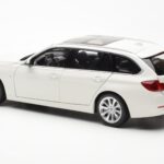 BMW 335i F31 Touring Alpine Blanc Paragon 1:18 - image 7 of 8