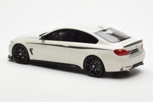 BMW 435i F32 M Performance Package Blanc GT Spirit 1:18 GT710 Résine — image 5 sur 6