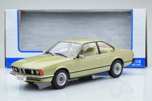 BMW 628 CSi E24 Vert Clair MCG 1:18 MCG18163 Métal Moulé — image 5 sur 5