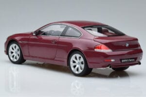 BMW 645Ci E63 Rouge Foncé Kyosho 1:18 08701CR Métal Moulé — image 6 sur 7