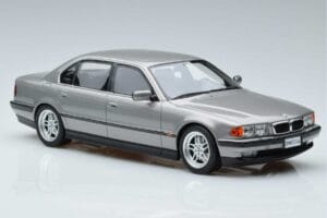 BMW 7 Series E38 750iL Otto 1:18 OT952 Résine — image 4 sur 6