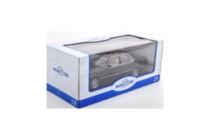 BMW 750i E32 Noir MCG 1:18 MCG18162 Métal Moulé — image 3 sur 3