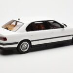 BMW 750iL E38 Asia Exclusive Blanc Otto 1:18 OT836 - image 2 of 6