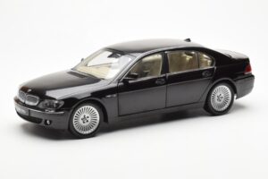 BMW 760Li E66 Noir Kyosho 1:18
