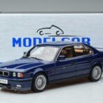BMW Alpina B10 4.6 E34 Bleu MCG 1:18 MCG18230 Métal Moulé - image 6 of 6