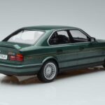 BMW Alpina B10 4.6 E34 Vert MCG 1:18 MCG18229 Métal Moulé - image 2 of 6
