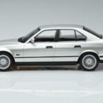 BMW Alpina B10 4.6 E34 Argent MCG 1:18 MCG18231 Métal Moulé - image 3 of 5