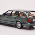 BMW Alpina B10 E34 Touring Vert Foncé MCG 1:18 - image 5 of 6