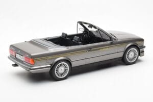 BMW Alpina C2 2.7 E30 Cabriolet Gris MCG 1:18 MCG18384 Métal Moulé — image 2 sur 5
