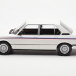 BMW M535i E12 Blanc Norev 1:18 - image 3 of 5