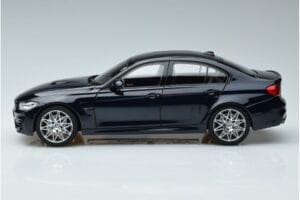 BMW M3 F80 Competition Bleu Norev 1:18 183236 Métal Moulé — image 4 sur 7