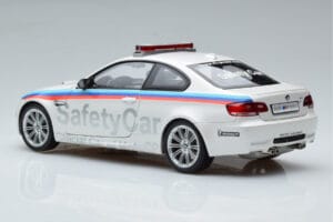 BMW M3 E92 MotoGP Safety Car 2008 Kyosho 1:18 08736GP Métal Moulé — image 6 sur 7