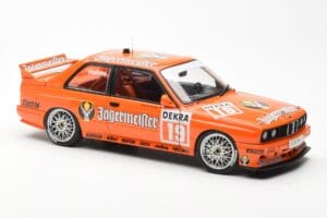 BMW M3 E30 #19 A. Hahne Jägermeister DTM 1992 AUTOart 1:18 89248 Métal Moulé — image 6 sur 8