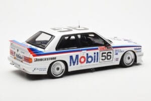 BMW M3 E30 #56 P. Brock / J. Richards Mobil Bathurst 1000 1988 AUTOart 1:18 88847 Métal Moulé — image 3 sur 9
