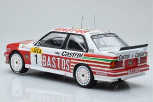 BMW M3 E30 Bastos #1 R. Ravaglia / E. Pirro / E. Van de Poele 24 Hours of Spa 1991 IXO 1:18 18RMC081A Métal Moulé — image 5 sur 6