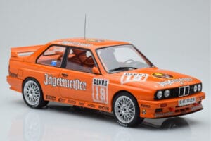 BMW M3 E30 Jagermeister #19 A. Hahne DTM Nurburgring 1992 IXO 1:18 18RMC082A Métal Moulé — image 4 sur 6