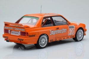 BMW M3 E30 Jagermeister #20 W. Gardner DTM Nurburgring 1992 IXO 1:18 18RMC082B Métal Moulé — image 2 sur 6