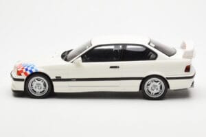 BMW M3 E36 Lightweight Blanc Otto 1:18 OT569 Résine — image 3 sur 6