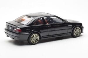 BMW M3 E46 Noir AUTOart 1:18 70541 Métal Moulé — image 3 sur 8