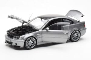 BMW M3 E46 CSL Gris Kyosho 1:18 80430302734 Métal Moulé — image 2 sur 8