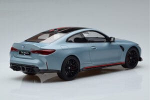 BMW M4 CSL G82 Gris GT Spirit 1:18 GT427 Résine — image 2 sur 8