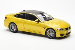 BMW M4 F82 Austin Jaune Metallic Paragon 1:18 80432339606 Métal Moulé — image 6 sur 8