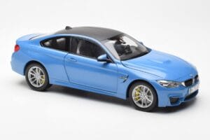 BMW M4 F82 Yas Marina Bleu Paragon 1:18 PA-97102 Métal Moulé — image 6 sur 8