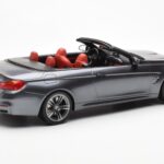 BMW M4 F83 Cabriolet Gris GT Spirit 1:18 - image 2 of 6