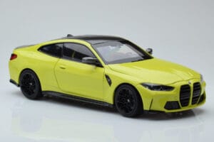 BMW M4 G82 Jaune Édition Concessionnaire Minichamps 1:18 80435A51949 Métal Moulé — image 6 sur 8