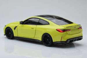 BMW M4 G82 Jaune Édition Concessionnaire Minichamps 1:18 80435A51949 Métal Moulé — image 7 sur 8