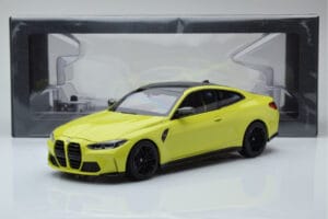 BMW M4 G82 Jaune Édition Concessionnaire Minichamps 1:18 80435A51949 Métal Moulé — image 8 sur 8