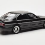 BMW M5 E34 Hartge H5 V12 Diamond Noir Metallic Otto 1:18 - image 2 of 6