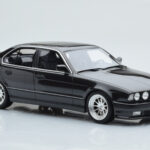 BMW M5 E34 Hartge Noir Otto 1:18 - image 6 of 6