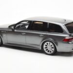 BMW M5 E61 Touring Gris Otto 1:18 - image 5 of 6