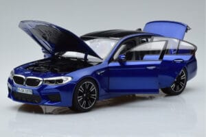 BMW M5 F90 Marina Bay Bleu Norev 1:18 80432454783 Métal Moulé — image 2 sur 7
