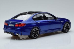 BMW M5 F90 Marina Bay Bleu Norev 1:18 80432454783 Métal Moulé — image 3 sur 7