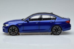 BMW M5 F90 Marina Bay Bleu Norev 1:18 80432454783 Métal Moulé — image 4 sur 7
