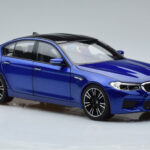 BMW M5 F90 Marina Bay Bleu Norev 1:18 - image 5 of 7