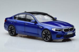 BMW M5 F90 Marina Bay Bleu Norev 1:18 80432454783 Métal Moulé — image 5 sur 7