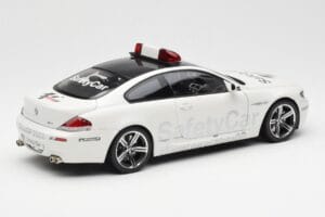 BMW M6 E63 MotoGP Safety Car 2006 Kyosho 1:18 08707GPB Métal Moulé — image 3 sur 8