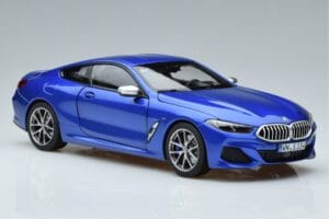 BMW M850i G15 Bleu Métallisé Norev 1:18 183286 Métal Moulé — image 5 sur 7